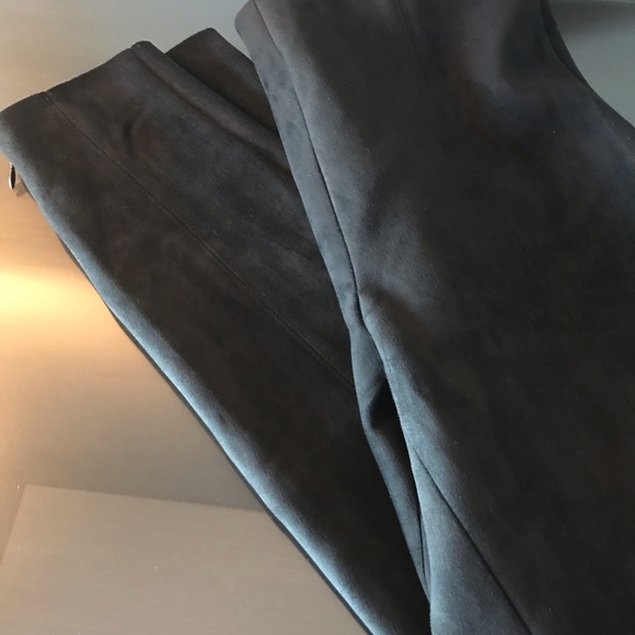 Suede pants - Picture 2 of 3